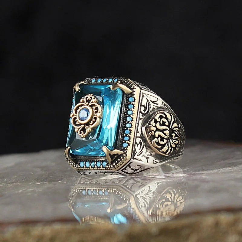 Retro Handmade Turkish Signet Ring for Men Vintage Silver Color Carving Pattern Inlay Green Zircon Party Punk Motor Biker Ring